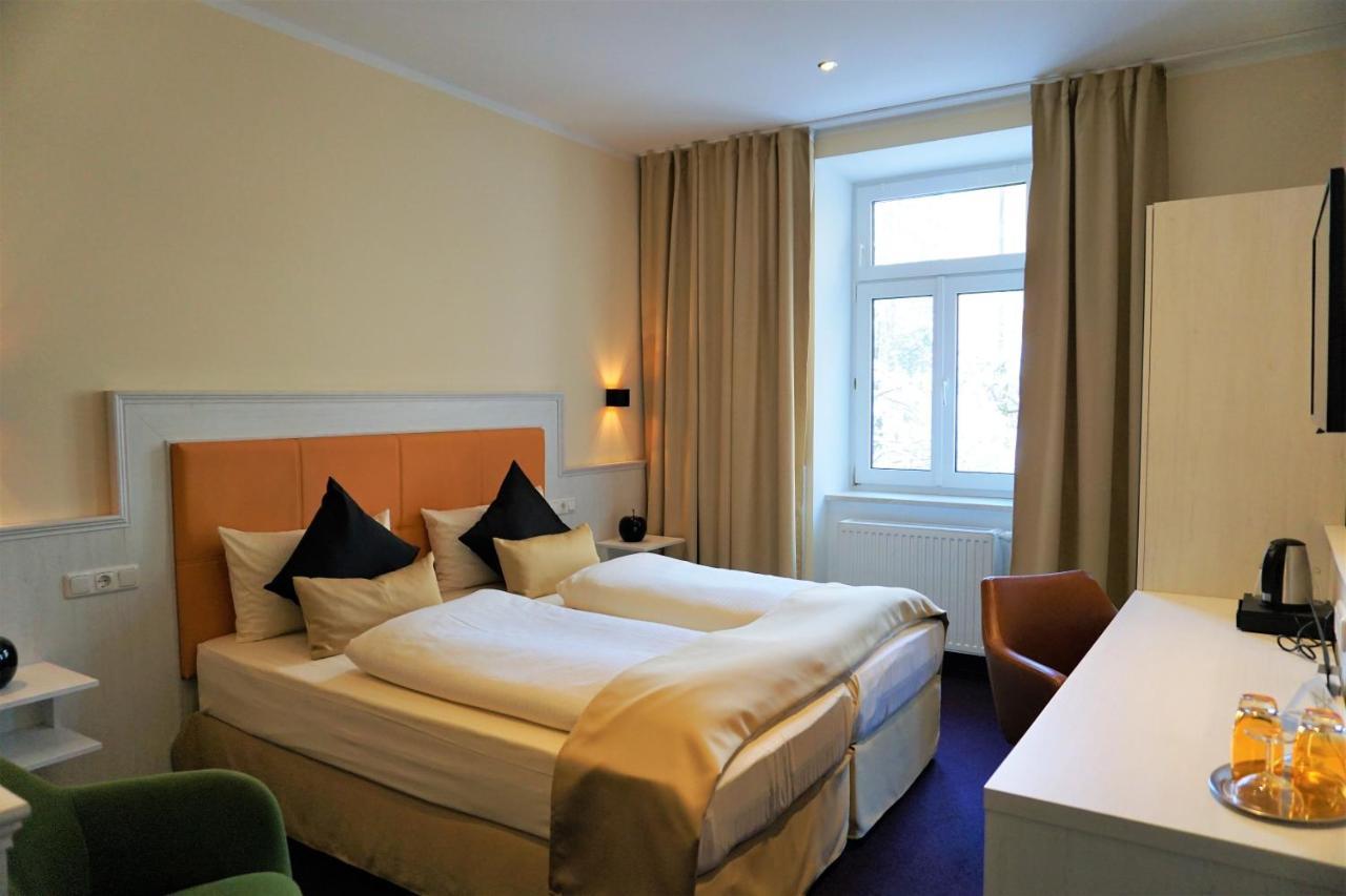 Hotel Brecherspitze Munchen Bagian luar foto