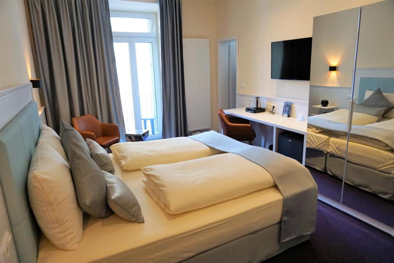 Hotel Brecherspitze Munchen Bagian luar foto
